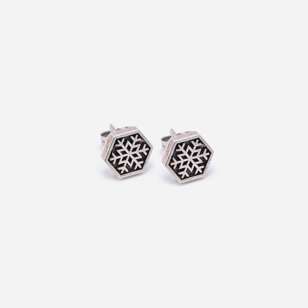 orecchini-unisex-sport-argento-bianco-snow-flakes-trequarti