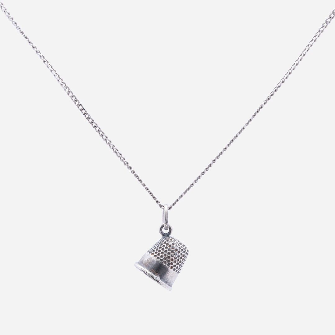 pendenti-collane-massive-pendente-catena-unisex-argento-bianco-ditale-fronte