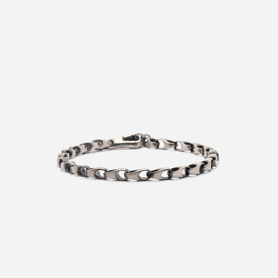 20210512-bracciali-into-woods-argento-brunito-maglia-laccio-fronte