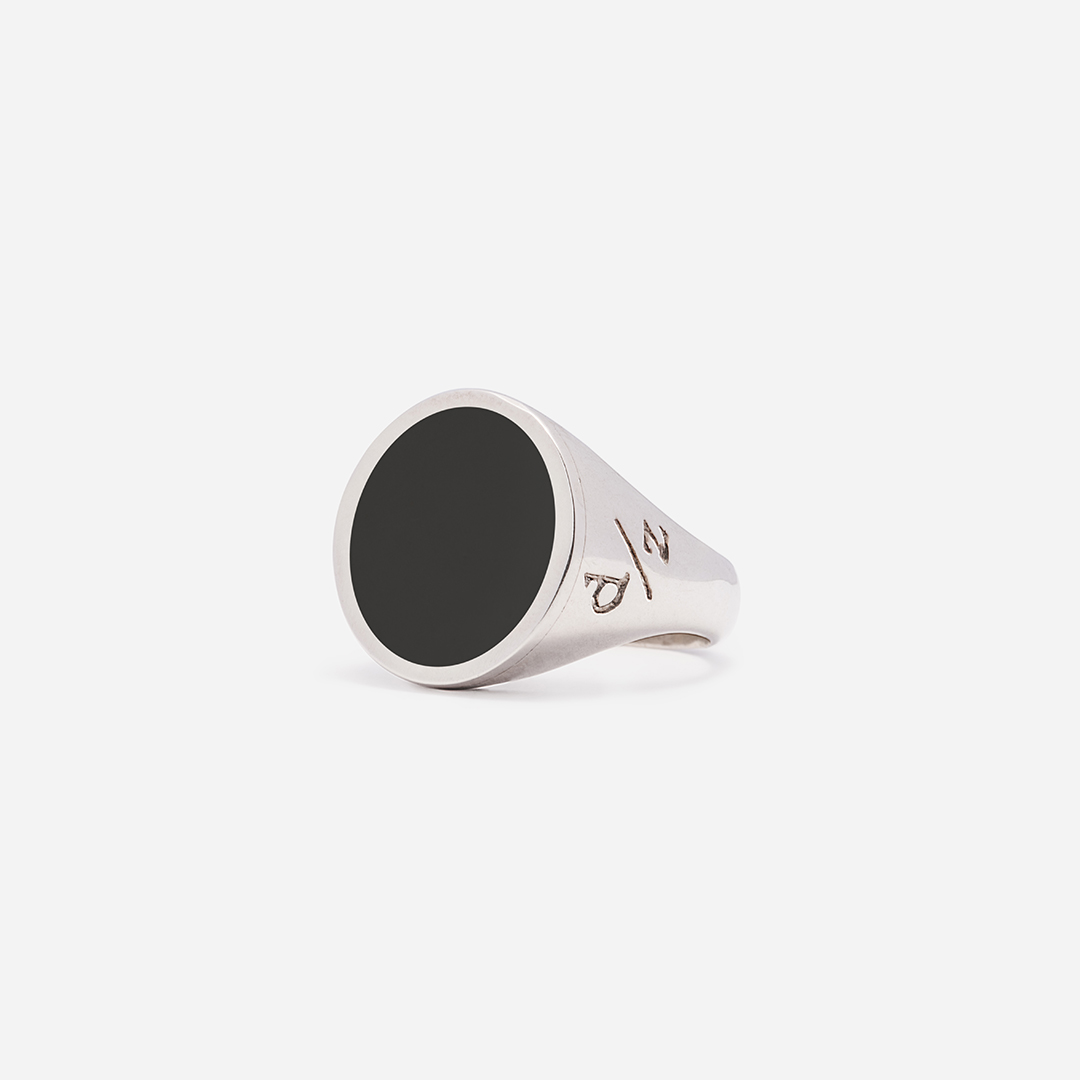 20210622-anelli-unisex-argento-bianco-chevalier-round-sign-smaltato-fronte