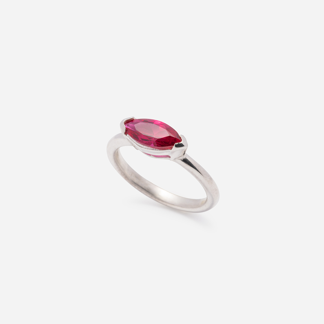 20230714-fedi-fedine-navette-griffe-zircone-rosso-tre-quarti